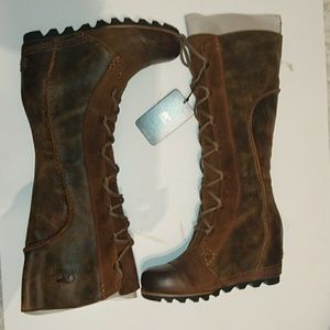 NIB Sorel Cate the great wedge boot 7 brown
